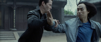  - / Man of Tai Chi (2013)